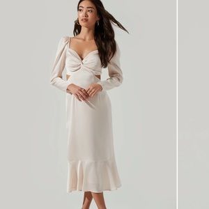 ASTR Lainie cutout long sleeve midi dress